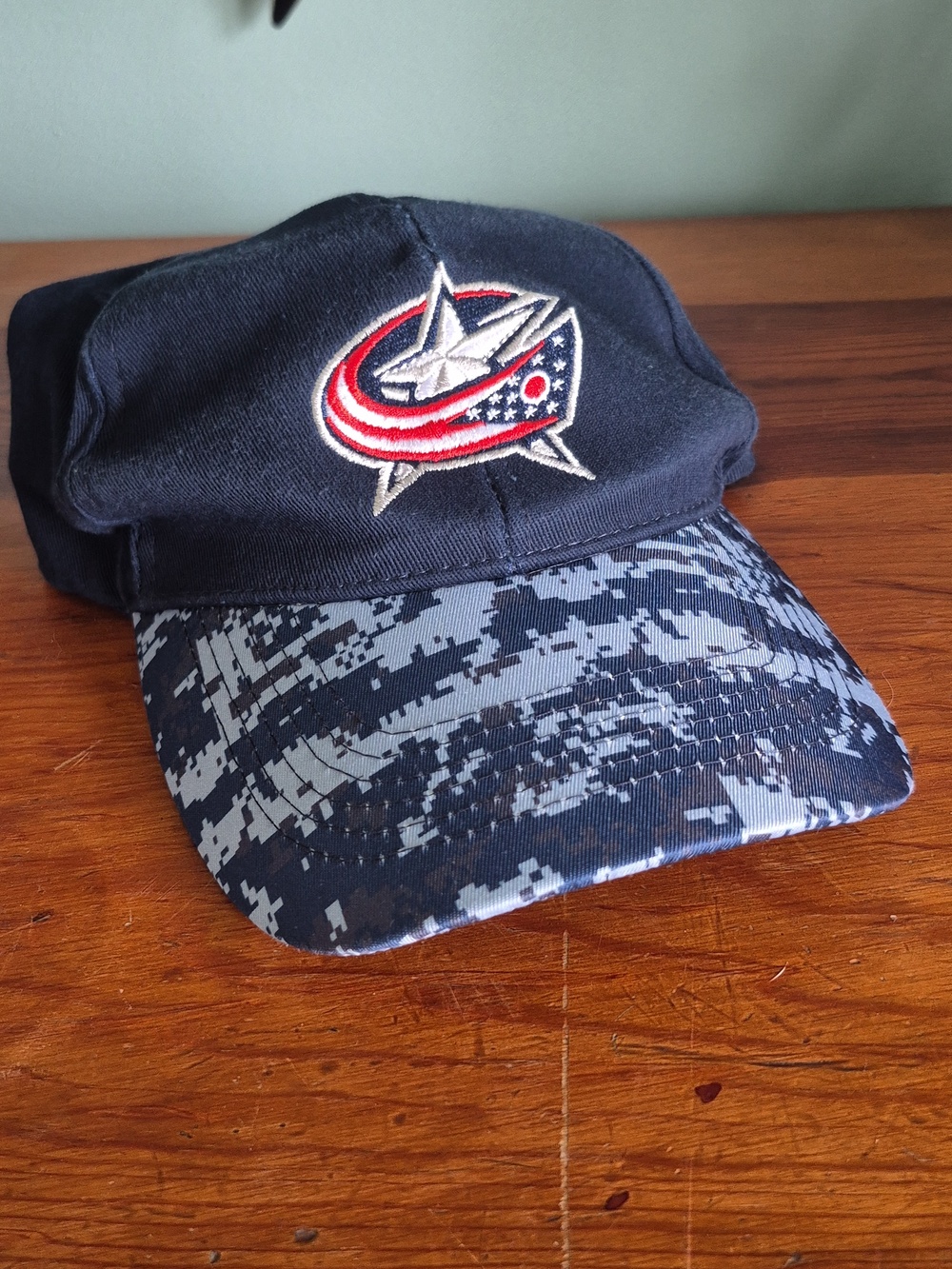 Columbus Blue Jackets Navy & Camo Baseball Cap